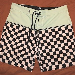 Mens checkered/mint swim boardshorts